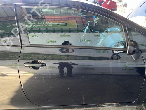 right-front-door-toyota-auris-_e15_-2006-2007-2008-2009-2010-2011-2012-2013-33851254 main image