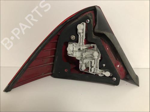 Used Right taillight Right taillight FORD MONDEO III (B5Y) [2000-2007] 33579168 33579168