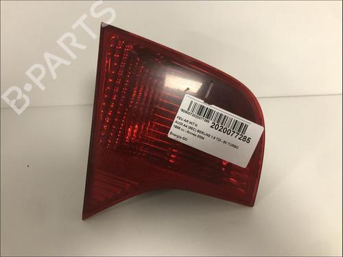 left-tailgate-light-audi-a4-b6-8e2-2000-2001-2002-2003-2004-2005-33582116 main image