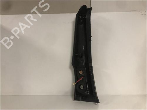 Used Right taillight Right taillight MITSUBISHI GRANDIS (NA_W) 2.0 DI-D (NA8W) (140 hp) 33585595 33585595