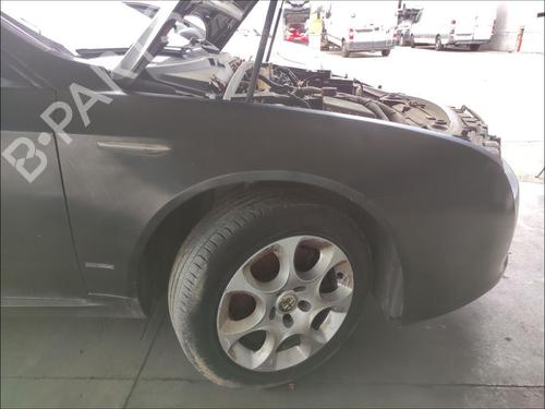 Used Right front fenders Right front fenders ALFA ROMEO 159 (939_) 1.8 MPI (939AXL1A) (140 hp) 33590320 33590320