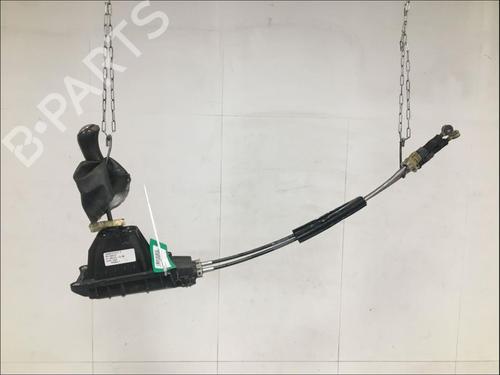 Used Gear lever Gear lever RENAULT CAPTUR I (J5_, H5_) 0.9 TCe 90 (90 hp) 33576213 33576213