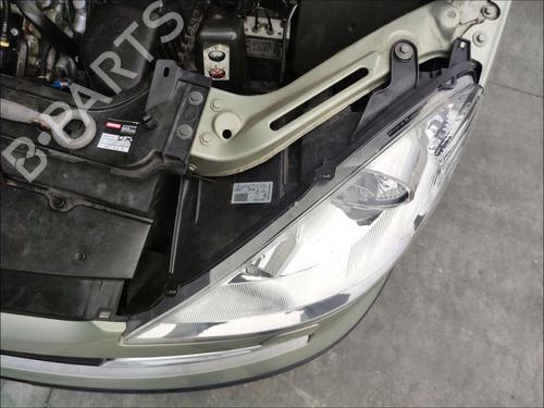 Used Left headlight Left headlight PEUGEOT 807 (EB_) 3.0 V6 (204 hp) 33577130 33577130