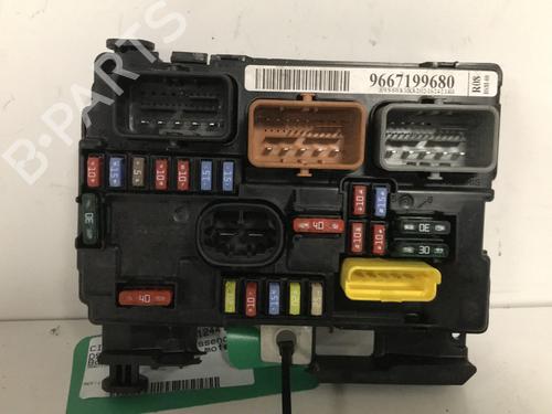 Used Fuse box Fuse box CITROËN DS3 (SA_) 1.6 THP 155 (156 hp) 33595442 33595442