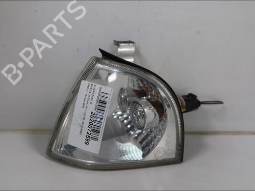 Used Left front indicator Left front indicator SKODA OCTAVIA I (1U2) 1.9 TDI (90 hp) 33578210 33578210