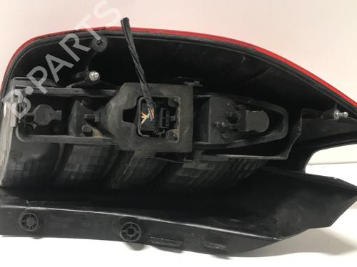 Used Right headlight Right headlight RENAULT SCÉNIC II (JM0/1_) 1.6 (JM0C, JM0J, JM1B) (113 hp) 33602101 33602101