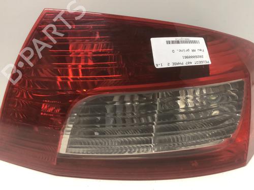 Used Right taillight Right taillight PEUGEOT 407 (6D_) 1.6 HDi 110 (6D9HZC, 6D9HYC) (109 hp) 33603161 33603161