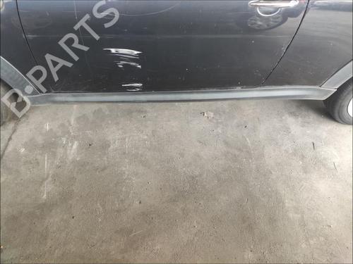 Jupe lateral droite Jupe lateral droite MINI MINI CLUBMAN (R55) Cooper D (109 hp) 35909231 35909231
