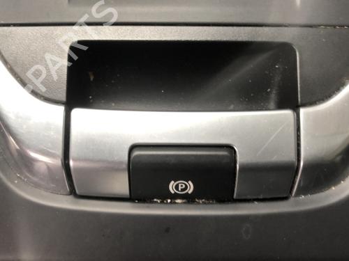 Used Switch Switch LAND ROVER DISCOVERY SPORT (L550) 2.0 D 4x4 (241 hp) 33742170 33742170