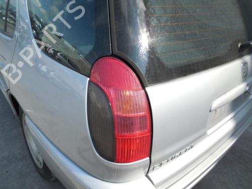 Used Left taillight Left taillight PEUGEOT 306 Break (7E, N3, N5) 2.0 HDI 90 (90 hp) 33572233 33572233