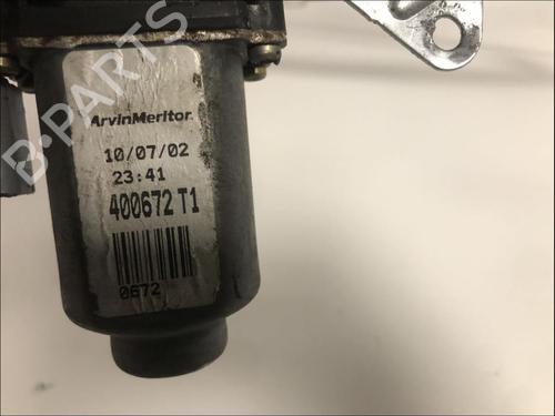 Used Front right window mechanism Front right window mechanism CITROËN SAXO (S0, S1) 1.1 X, SX (60 hp) 33583203 33583203