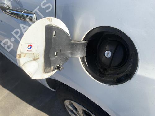 fuel-flap-citroen-c3-ii-sc_-2009-33602822 main image