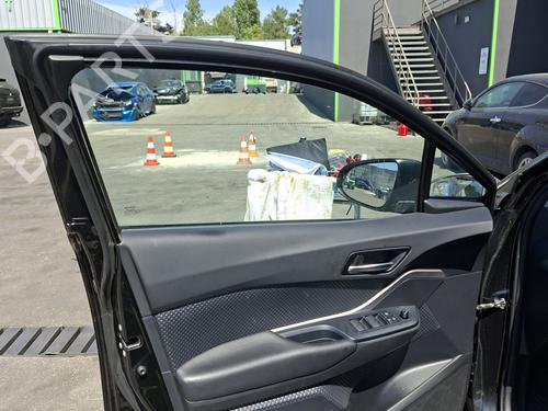 front-left-window-mechanism-toyota-c-hr-_x1_-2016-37752876 main image