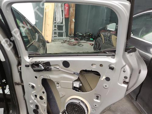 Used Rear right window mechanism Rear right window mechanism PEUGEOT 208 I (CA_, CC_) 1.6 HDi (92 hp) 35911087 35911087