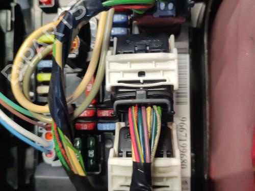 Used Fuse box Fuse box CITROËN DS3 (SA_) 1.6 HDi 90 (92 hp) 35911799 35911799