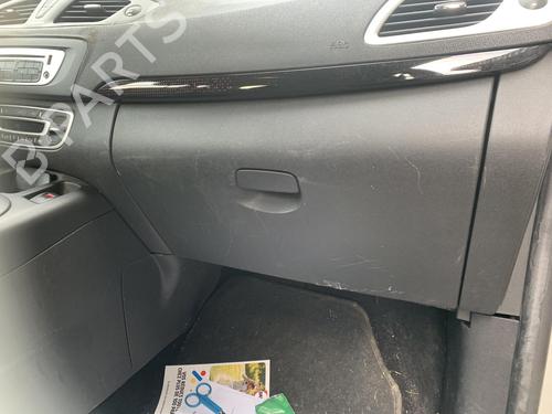 Used Glove box Glove box 36576970 36576970