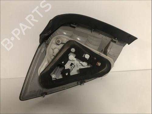 Used Right taillight Right taillight OPEL ASTRA H Estate (A04) 1.3 CDTI (L35) (90 hp) 33585884 33585884