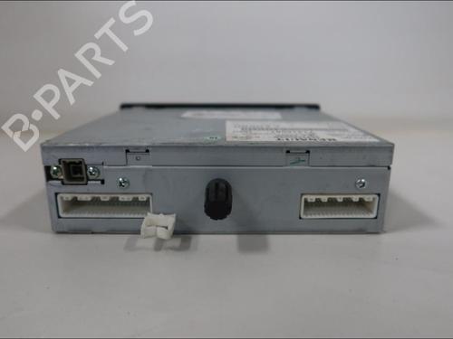 Used Radio Radio RENAULT LAGUNA III (BT0/1) 2.0 dCi GT (BT11, BT1E, BT1N) (178 hp) 33574076 33574076