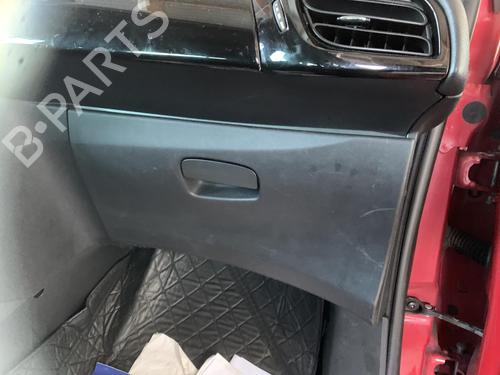Used Glove box Glove box 36579191 36579191