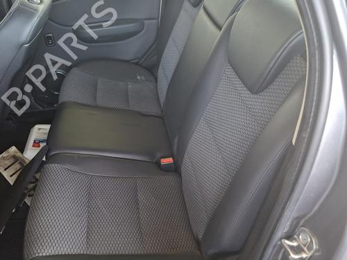 Used Rear seat Rear seat 37229835 37229835