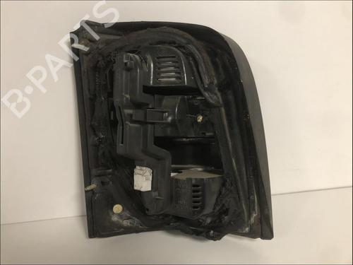 Used Right taillight Right taillight NISSAN MICRA II (K11) 1.0 i 16V (K11) (54 hp) 33584193 33584193