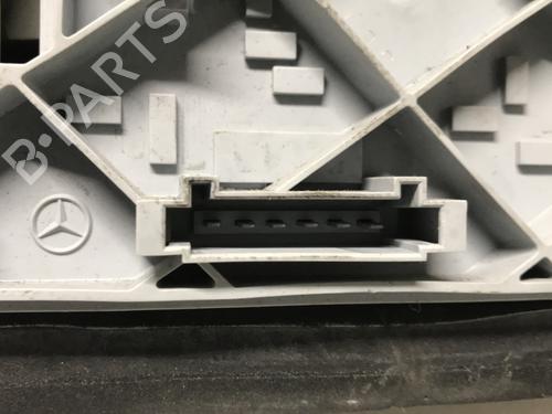 Used Left taillight Left taillight MERCEDES-BENZ C-CLASS (W203) C 180 (203.035) (129 hp) 33600167 33600167