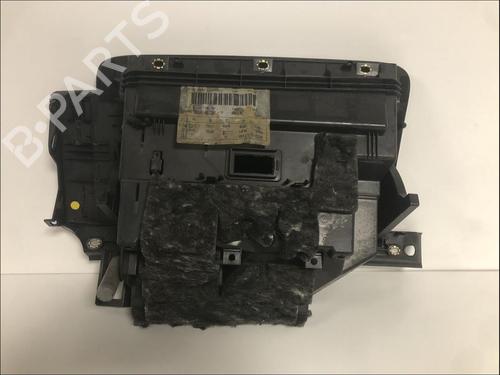 Handskerum Handskerum AUDI A1 (8X1, 8XK) 1.2 TFSI (86 hp) 33582090 33582090