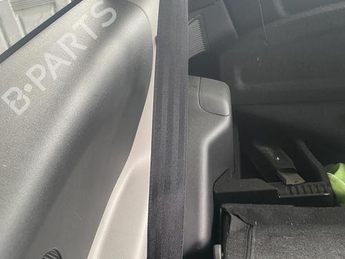 Used Rear right seatbelt Rear right seatbelt 37529575 37529575