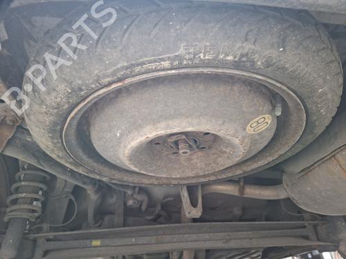 Jack Kit Jack Kit TOYOTA COROLLA Verso (ZER_, ZZE12_, R1_) 2.0 D-4D (CUR10_, CUR10R) (116 hp) 36521648 36521648