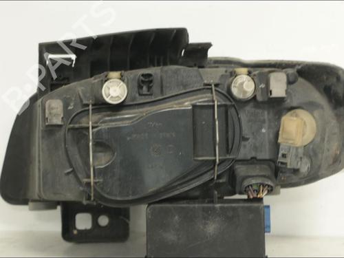 Used Right headlight Right headlight SEAT CORDOBA Vario (6K5) 1.9 TDI (110 hp) 33572919 33572919