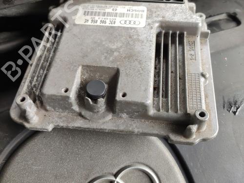 Used Engine control unit (ECU) Engine control unit (ECU) AUDI A3 (8P1) 1.6 FSI (115 hp) 33594293 33594293