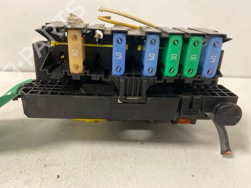 fuse-box-citroen-c3-picasso-sh_-2008-35914706 main image