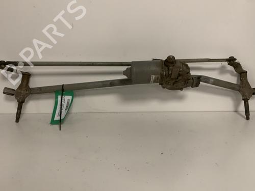 Used Front wiper motor Front wiper motor RENAULT MASTER III Van (FV) 2.3 dCi 145 FWD (FV0E, FV0F, FV0H, FV02, FV0M, FV0S,... (146 hp) 33593959 33593959