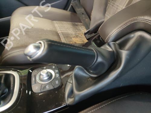 hand-brake-renault-megane-iii-hatchback-bz01_-b3_-2008-35911757 main image
