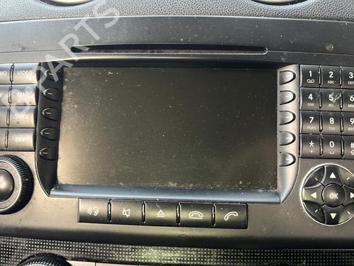 radio-mercedes-benz-m-class-w164-2005-2006-2007-2008-2009-2010-2011-2012-33603011 main image