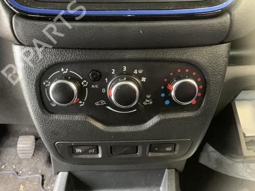 climate-control-dacia-lodgy-js_-2012-35912351 main image