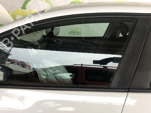 front-left-door-window-renault-clio-iv-bh_-2012-2013-2014-2015-2016-2017-2018-2019-2020-2021-35912995 main image