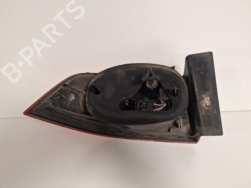 Used Right taillight Right taillight RENAULT LAGUNA II (BG0/1_) [2001-2007] 33591852 33591852