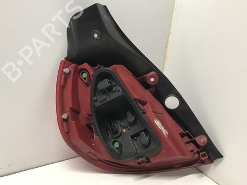 Used Right taillight Right taillight RENAULT CLIO III (BR0/1, CR0/1) 1.5 dCi (88 hp) 33602526 33602526