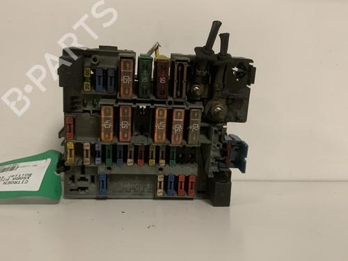 Used Fuse box Fuse box CITROËN XSARA PICASSO (N68) 2.0 HDi (90 hp) 33592872 33592872