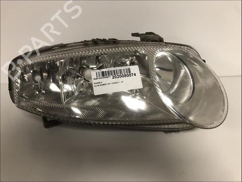 Used Right headlight Right headlight ALFA ROMEO 147 (937_) 1.6 16V T.SPARK ECO (937.AXA1A, 937.BXA1A) (105 hp) 33582006 33582006