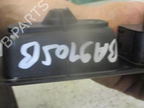 Used Left front window switch Left front window switch PEUGEOT 407 (6D_) 2.0 HDi 135 (6DRHRH, 6DRHRE, 6DRHRG, 6DRHRJ) (136 hp) 33572292 33572292