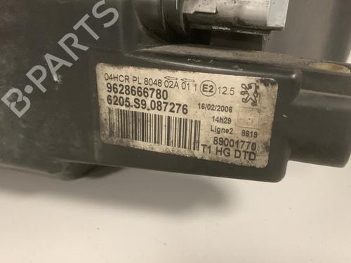 Used Right headlight Right headlight PEUGEOT 206 Hatchback (2A/C) [1998-2012] 33592710 33592710