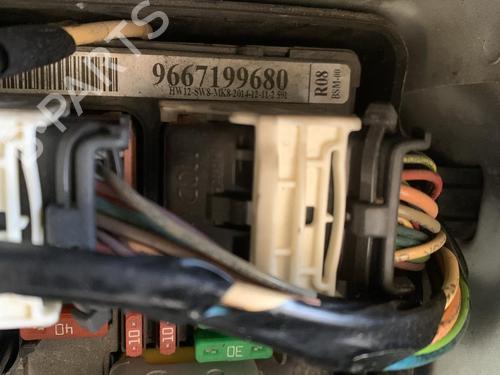 Fuse box CITROËN C3 II (SC_) 1.4 HDi 70 (SC8HZC, SC8HR0, SC8HP4) | BP33603080E1 - Image 2