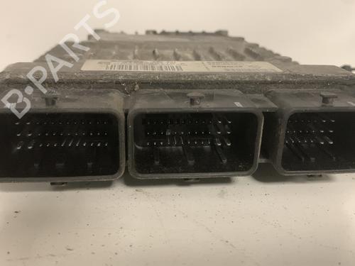 Used Engine control unit (ECU) Engine control unit (ECU) RENAULT CLIO III (BR0/1, CR0/1) 1.5 dCi (BR0H, CR0H, CR1S, BR1S) (106 hp) 33594650 33594650