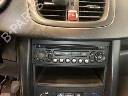 Used Radio Radio 36580432 36580432