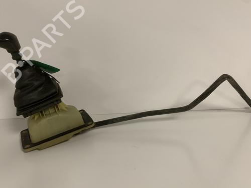 Used Gear lever Gear lever RENAULT CLIO I (B/C57_, 5/357_) 1.4 (80 hp) 33593279 33593279