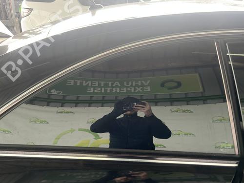 Used Rear right door window Rear right door window MERCEDES-BENZ CLK (C209) CLK 320 CDI (209.320) (224 hp) 33731136 33731136