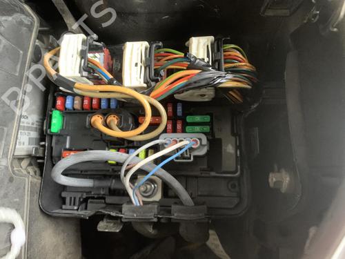 Used Fuse box Fuse box CITROËN DS3 (SA_) 1.6 VTi 120 (120 hp) 33599758 33599758
