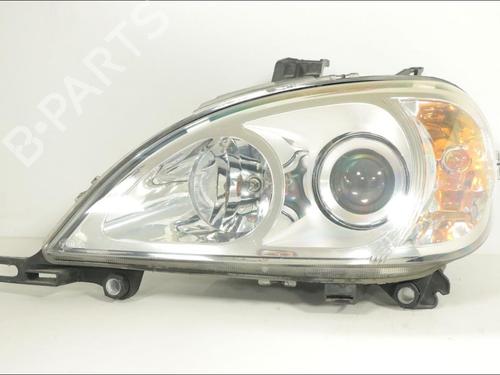 Used Left headlight Left headlight MERCEDES-BENZ M-CLASS (W163) ML 270 CDI (163.113) (163 hp) 33572492 33572492